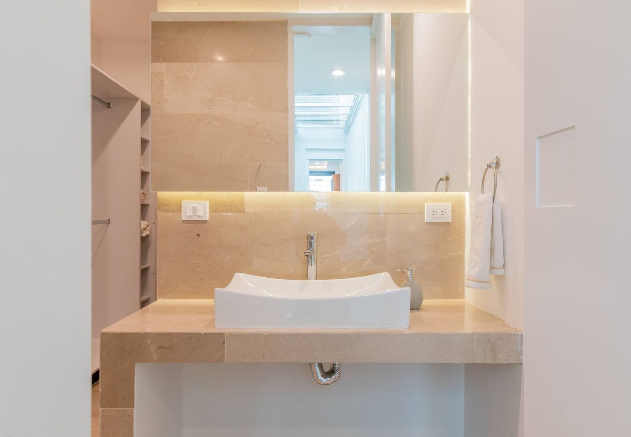 Casa en Durango - LOFT ULTRA Moderno y Minimalista | Cama KING Size 