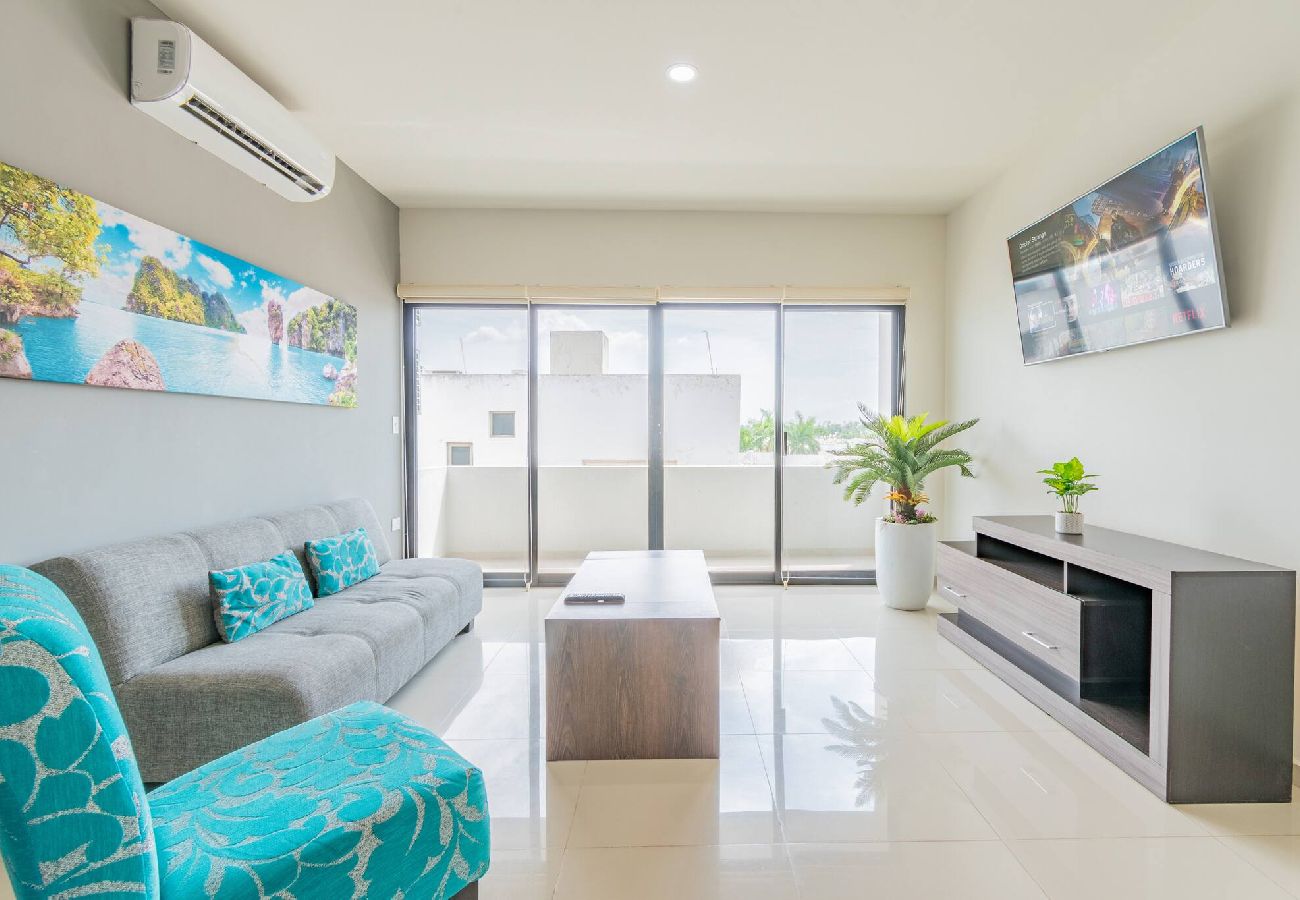 Residencial en Mazatlán - Lujoso Condominio Tiburon a 3 Cuadras de la Playa 