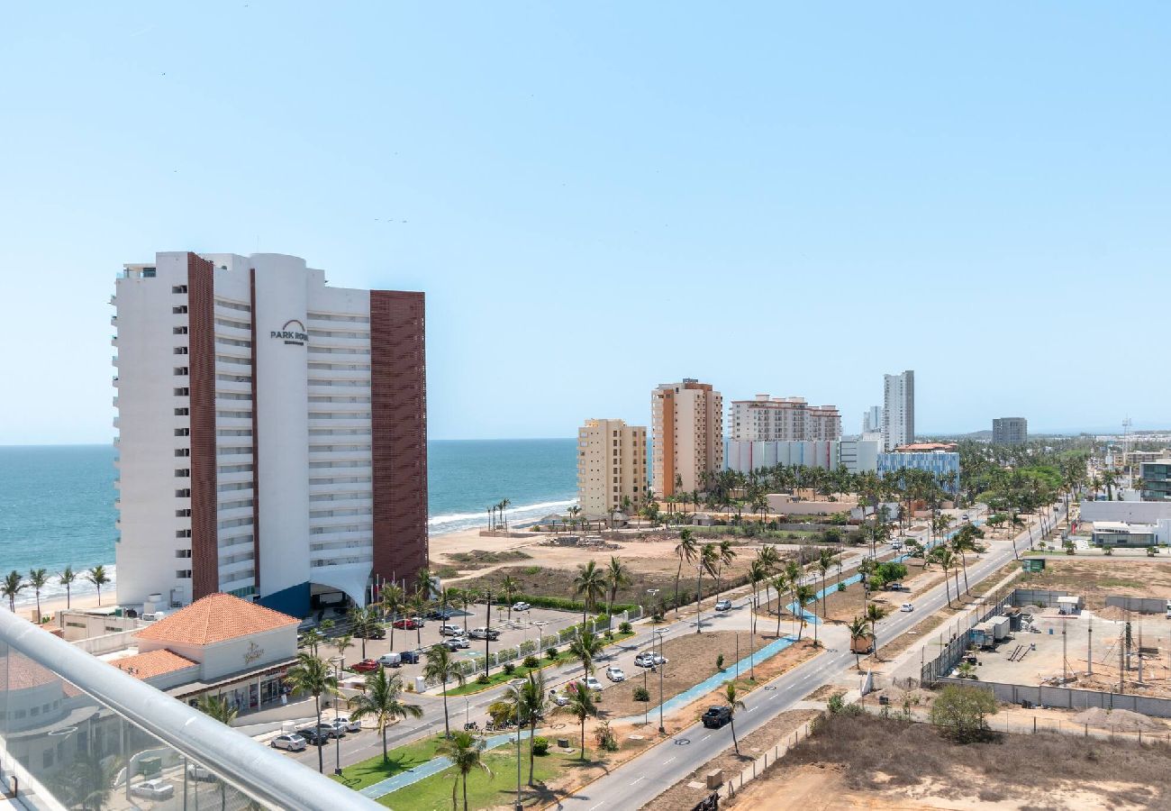 Residencial en Mazatlán - Preciosa Penthouse Con Vista Panoramica 