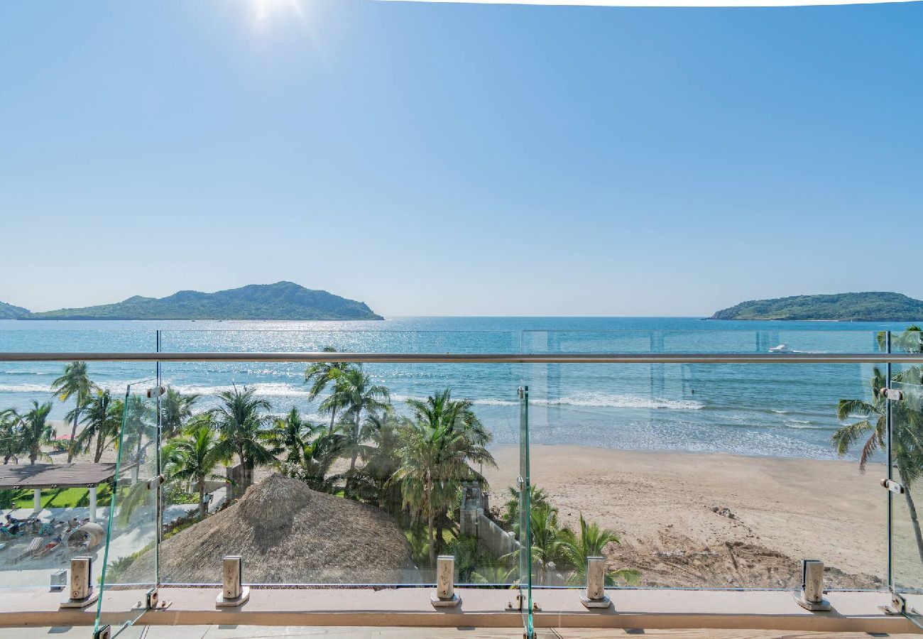 Departamento en Mazatlán - Hermoso Condo al Pie de la Playa 