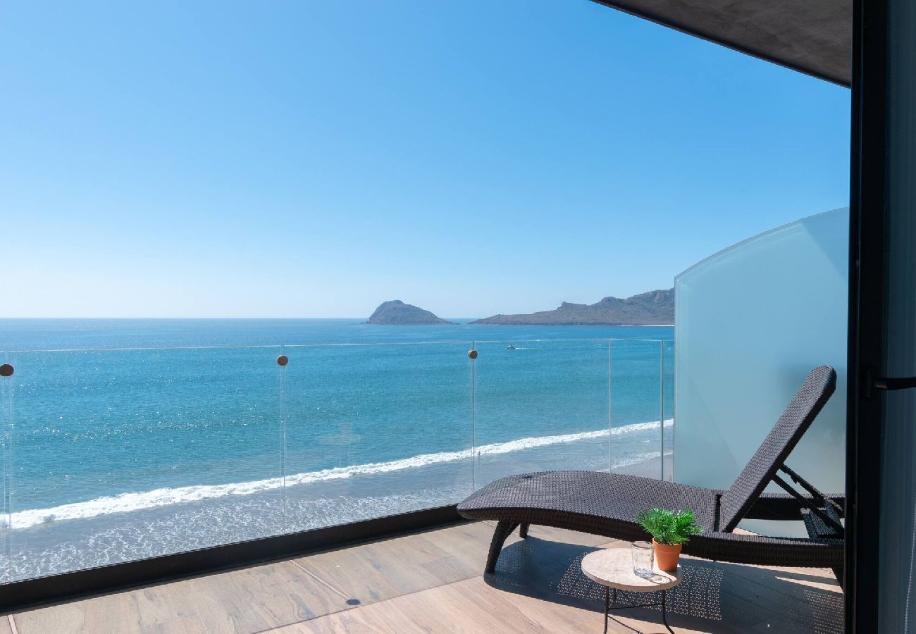 Departamento en Mazatlán - Depa en Malecon con Vista al Mar 