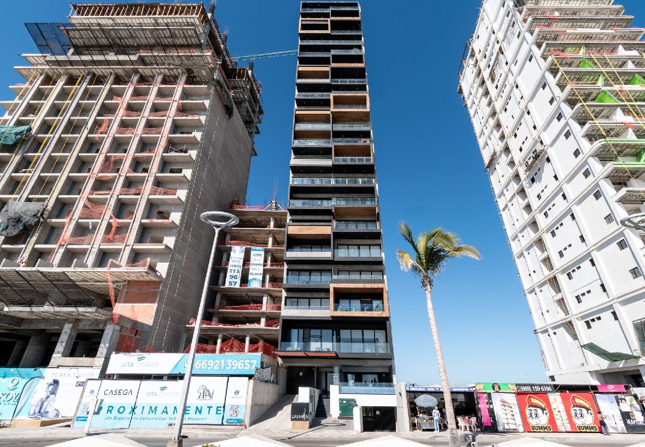 Departamento en Mazatlán - Lujo y Comodidad Frente al Mar en Torre Catania 