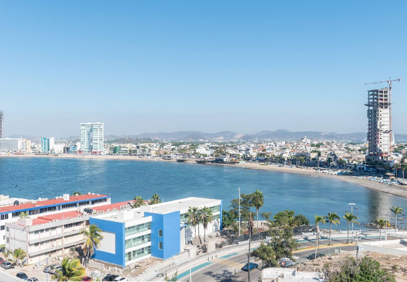 Departamento en Mazatlán - Skyline Paradise Condo at “punta bahía” 