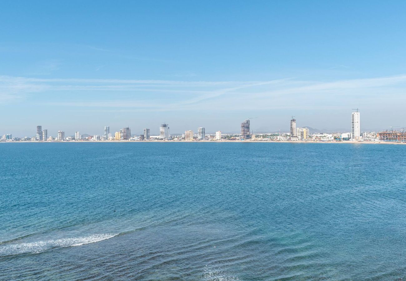 Departamento en Mazatlán - Skyline Paradise Condo at “punta bahía” 