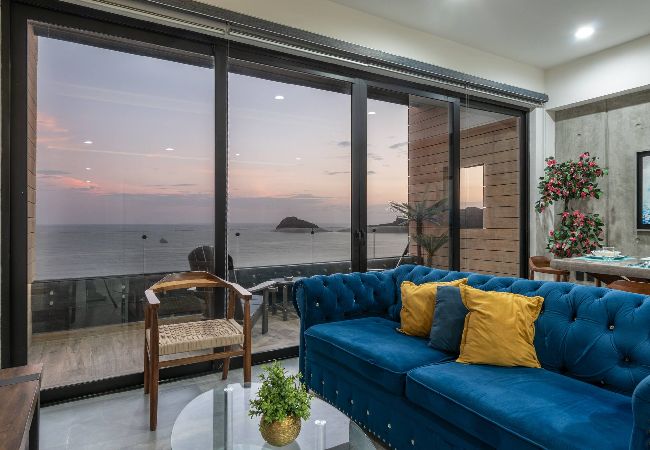 Departamento en Mazatlán - Piso 18 en Malecon con Vista al Mar 