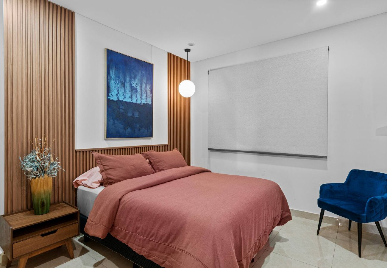 Departamento en Mazatlán - 15th Floor Camino al Mar | Beach Front | King Bed 