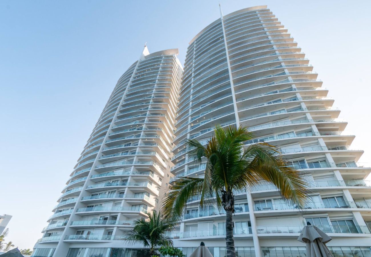 Departamento en Mazatlán - Lujoso Depa al Pie de la Playa 