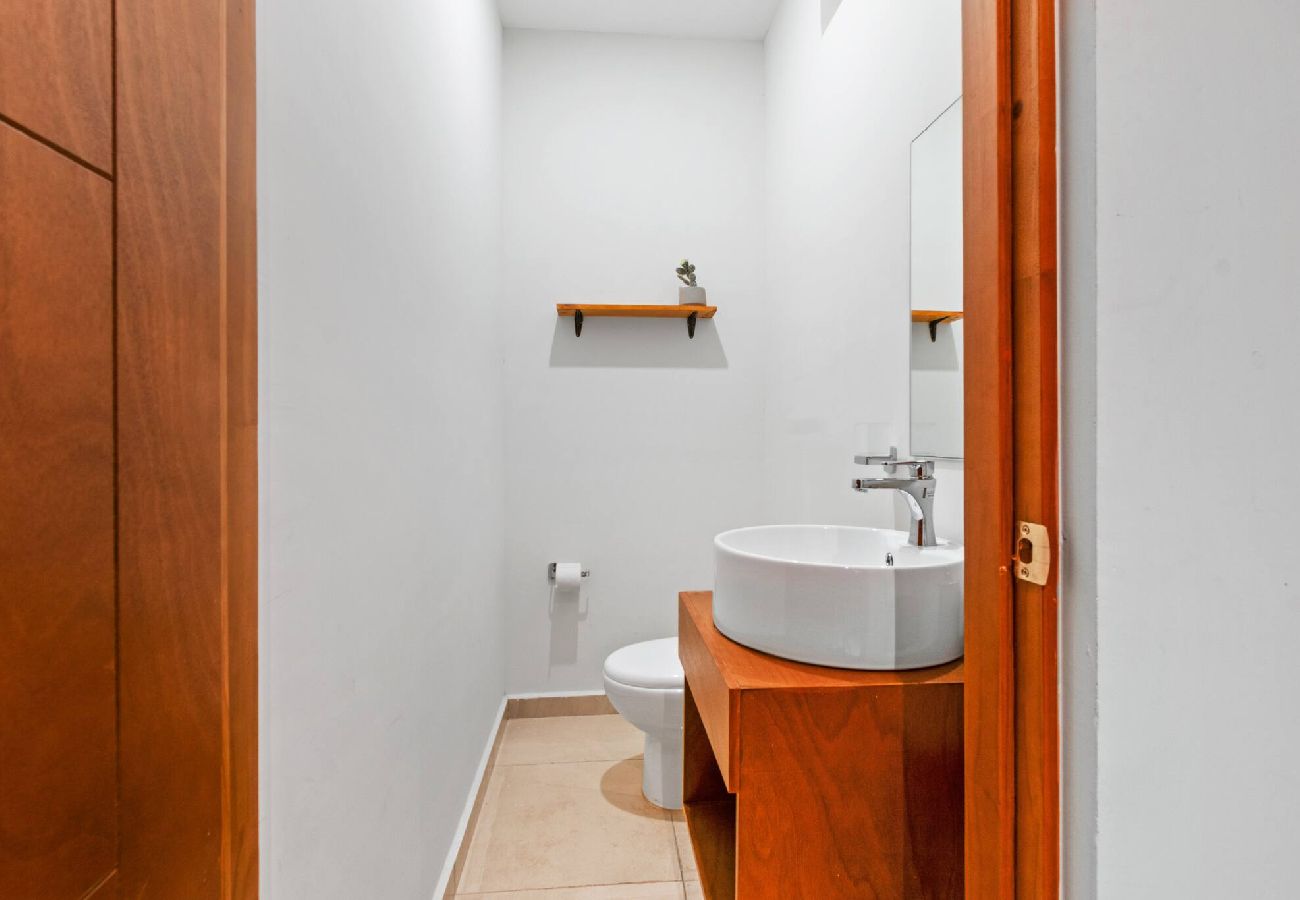 Departamento en Durango - Red Vibe Music Decor | King Bed + Parking + Office 