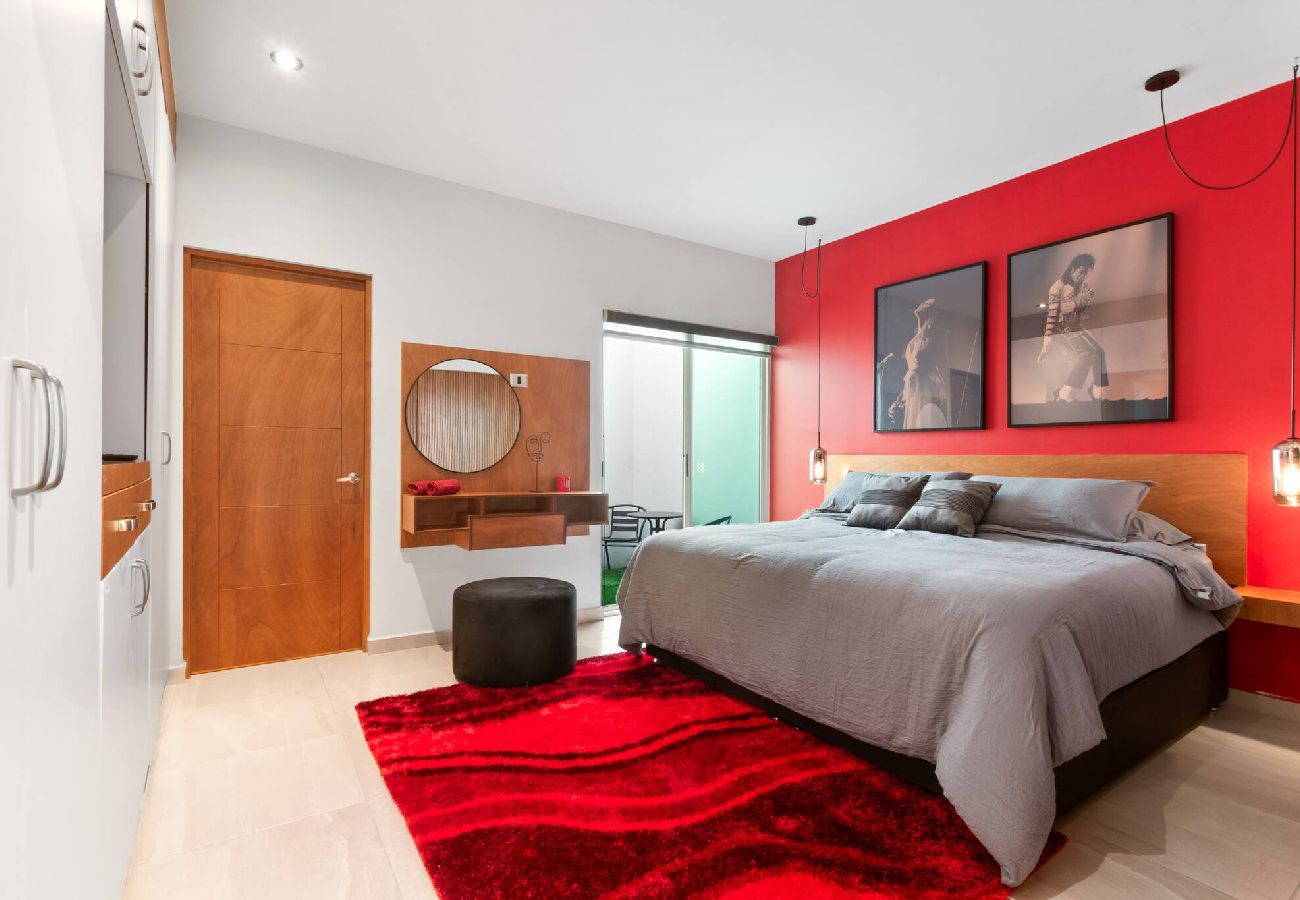 Departamento en Durango - Red Vibe Music Decor | King Bed + Parking + Office 