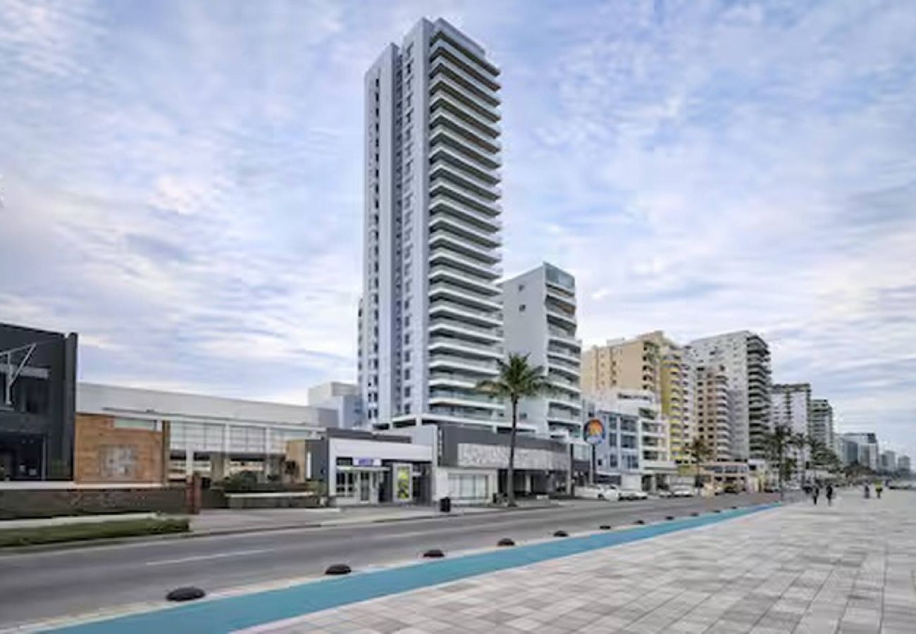 Departamento en Mazatlán - Altomare | Malecón | King Bed| 10th floor views 