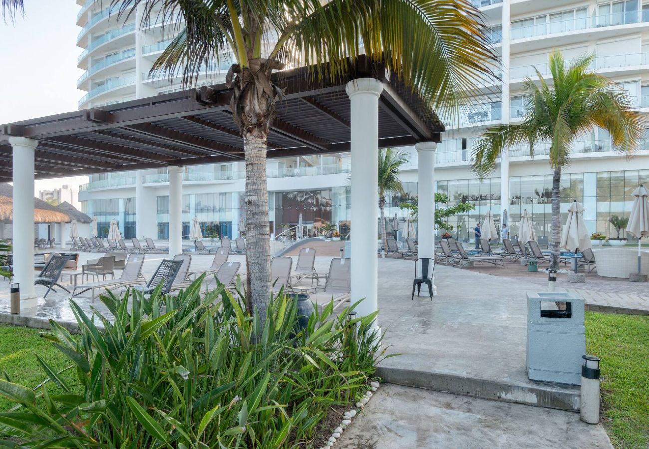 Departamento en Mazatlán - Hermosas vistas en Piso 10 en Camino al Mar 