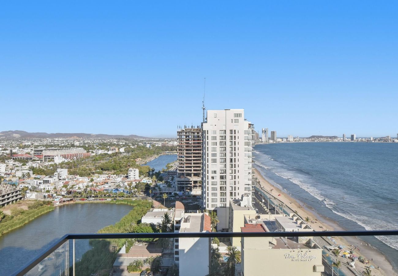 Departamento en Mazatlán - Malecon | New Lux Tower | Double King bed | Views 