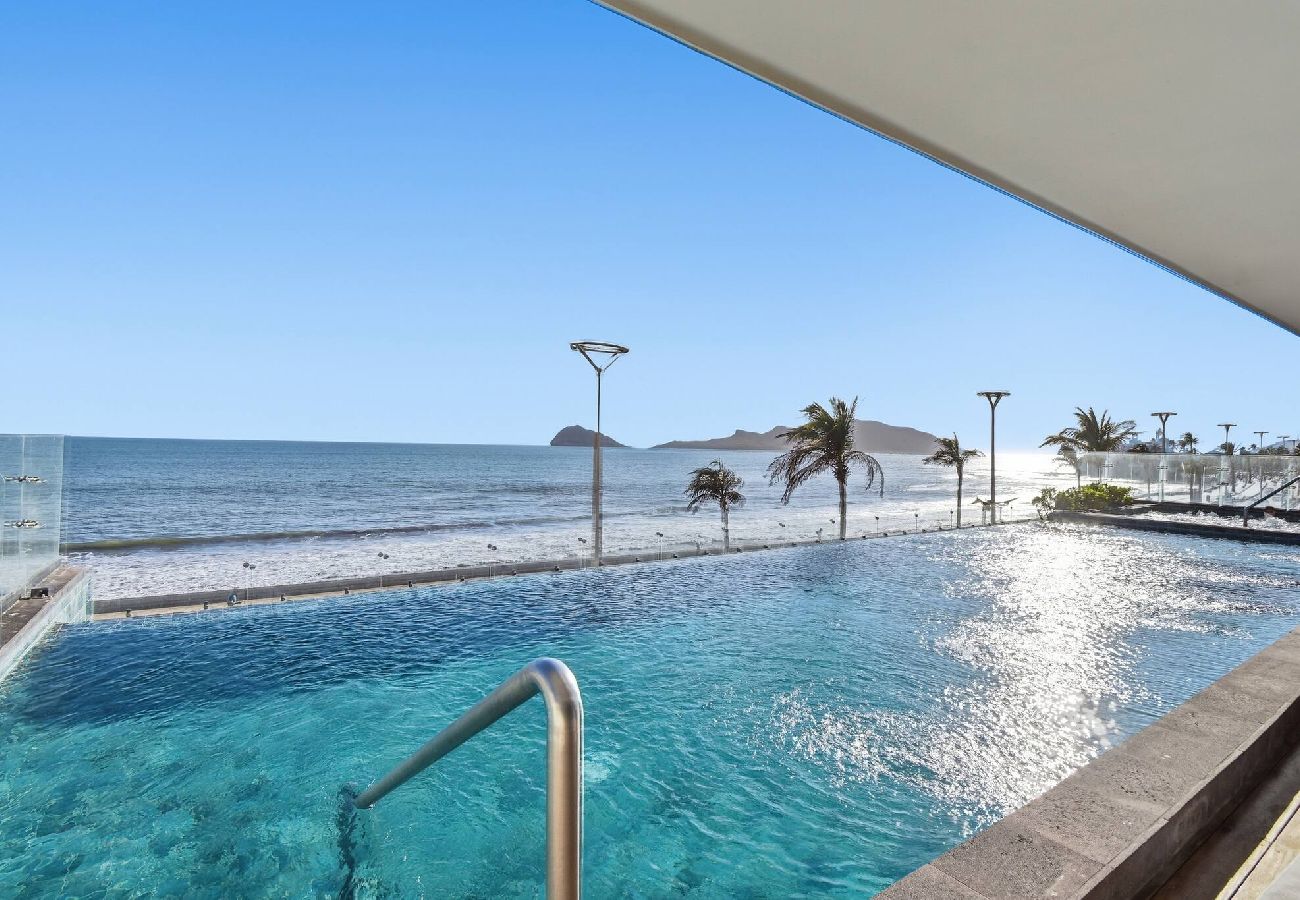 Departamento en Mazatlán - Malecon | New Lux Tower | Double King bed | Views 