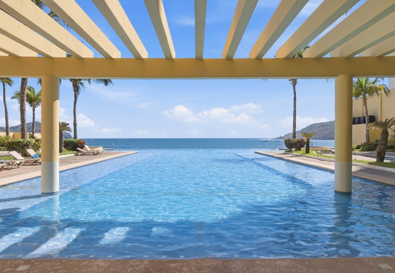 Departamento en Mazatlán - Gavias Golden | 3 Bedrooms, Beach, Pool & Gym 