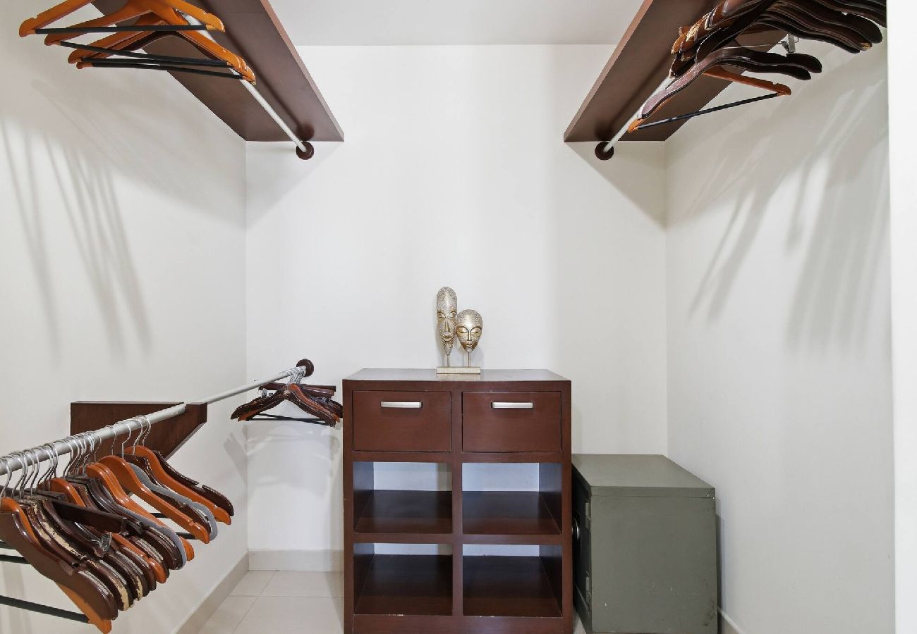 Departamento en Mazatlán - Gavias Golden | 3 Bedrooms, Beach, Pool & Gym 