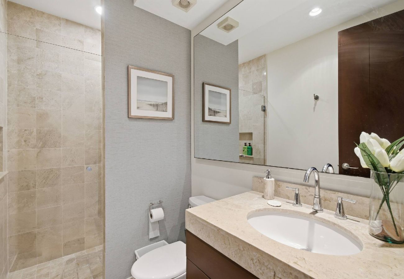 Departamento en Mazatlán - Gavias Golden | 3 Bedrooms, Beach, Pool & Gym 