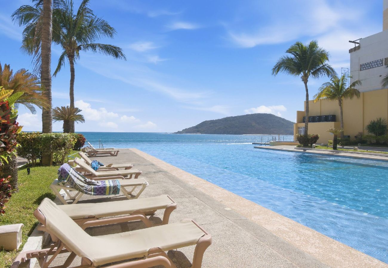 Departamento en Mazatlán - Gavias Golden | 3 Bedrooms, Beach, Pool & Gym 