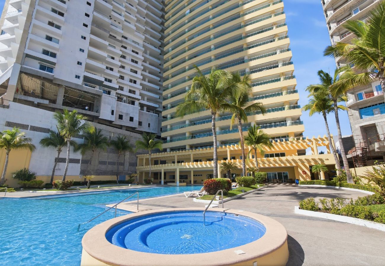 Departamento en Mazatlán - Gavias Golden | 3 Bedrooms, Beach, Pool & Gym 