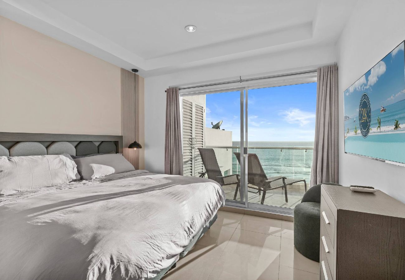 Departamento en Mazatlán - Vista al mar | Malecón | Cama King | Balcón Grande 