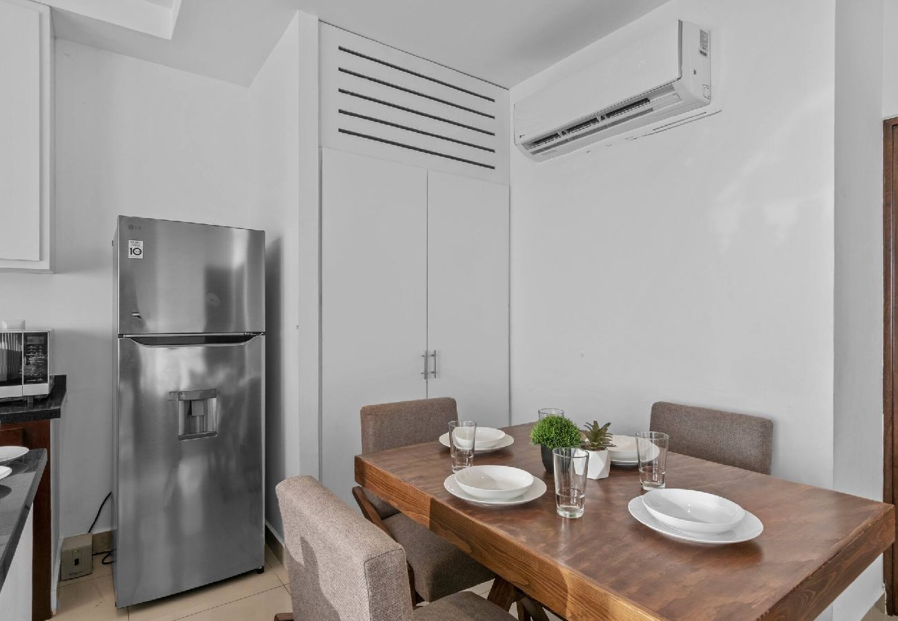 Departamento en Mazatlán - Vista al mar | Malecón | Cama King | Balcón Grande 
