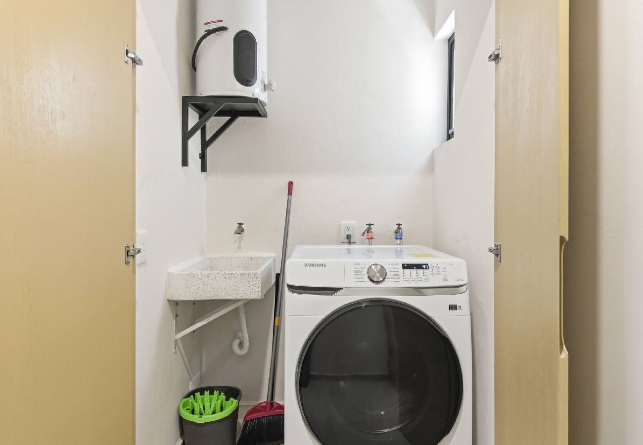 Departamento en Mazatlán - MZT. UN Modern. 107 
