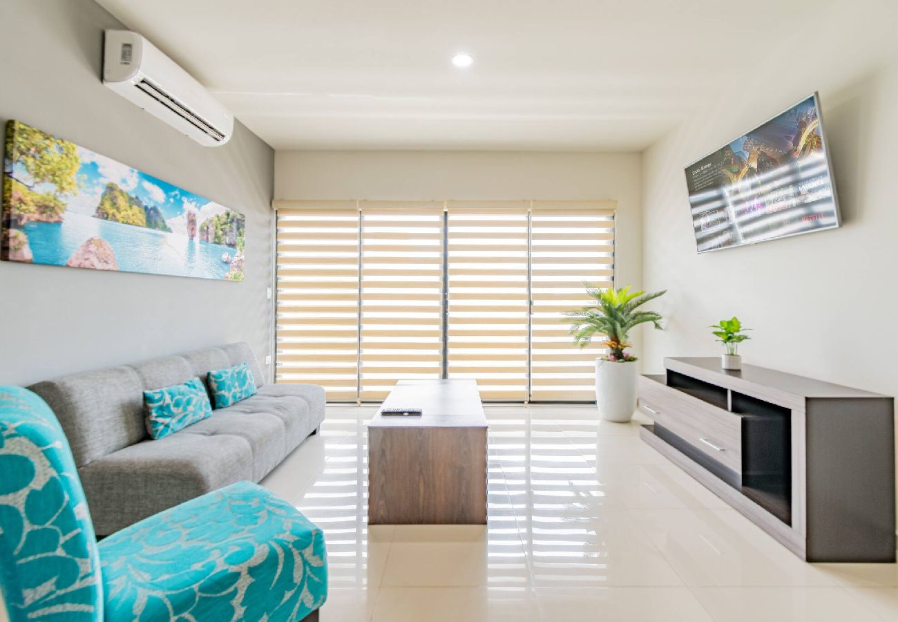 Condominium in Mazatlán - Lujoso Condominio Tiburon a 3 Cuadras de la Playa 