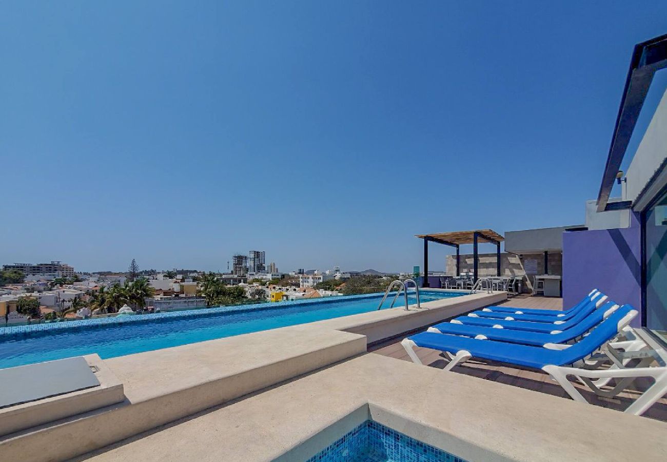 Apartment in Mazatlán - Bonito condo | Zona Dorada | Piscina | Cochera 