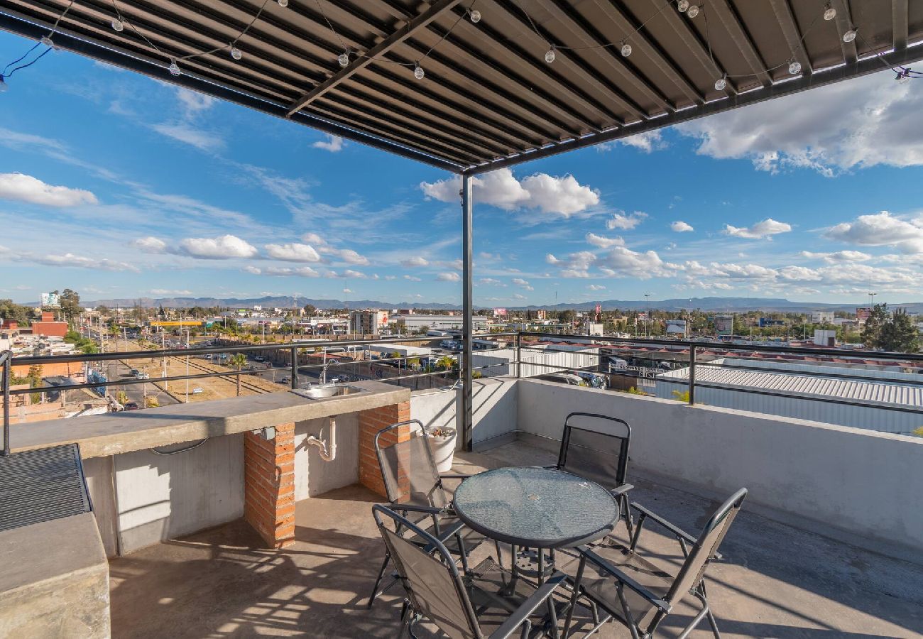 Apartment in Durango - Depa Industrial Moderno y Comodo 