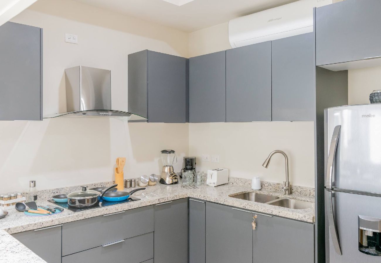 Apartment in Mazatlán - Penthouse Con Terraza en Zona Dorada 