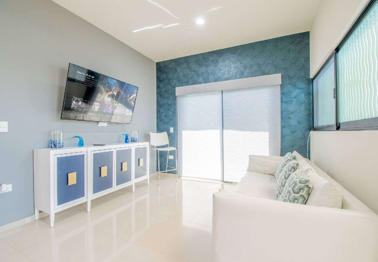 Apartment in Mazatlán - Penthouse Con Terraza en Zona Dorada 