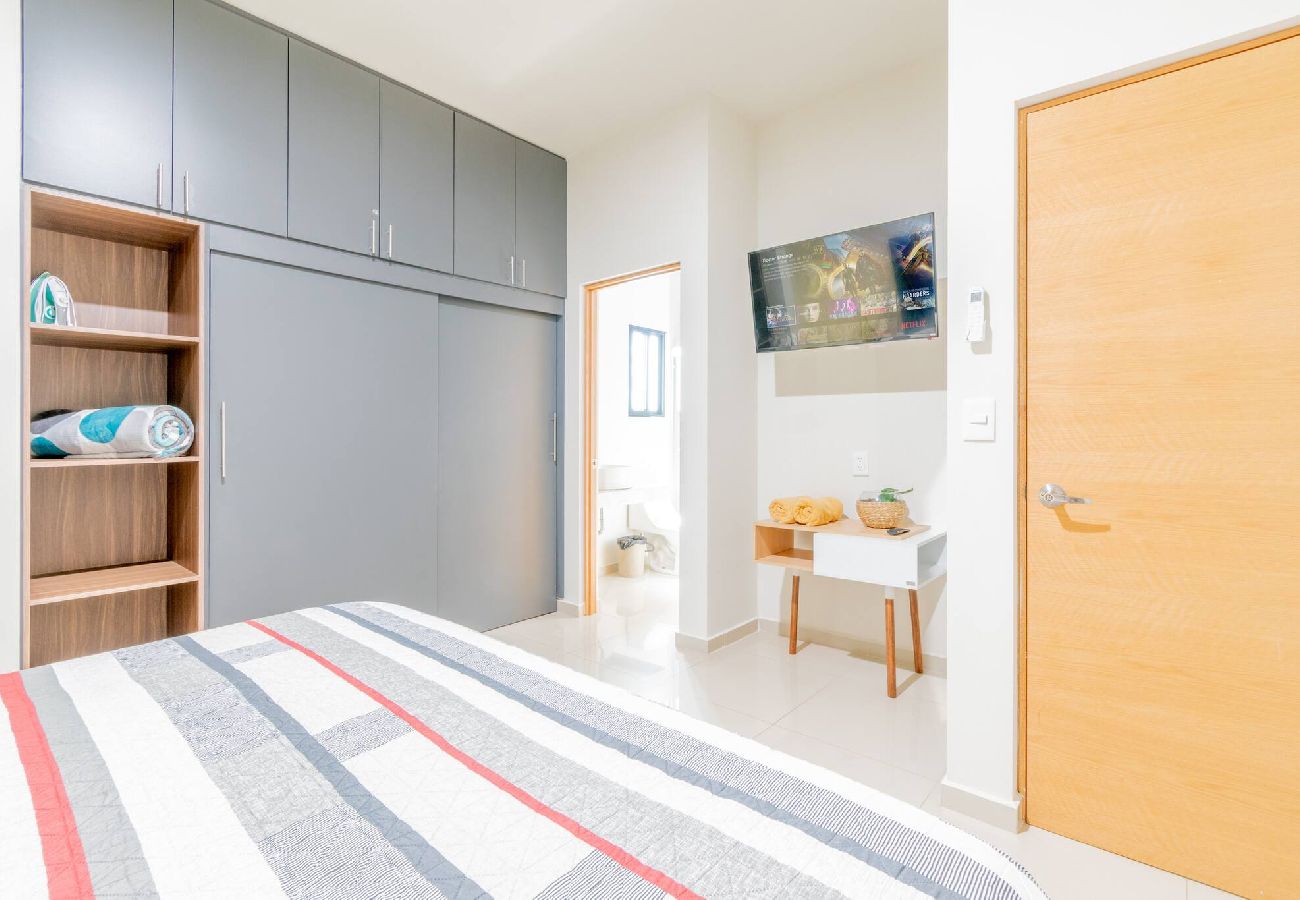Apartment in Mazatlán - Penthouse Con Terraza en Zona Dorada 