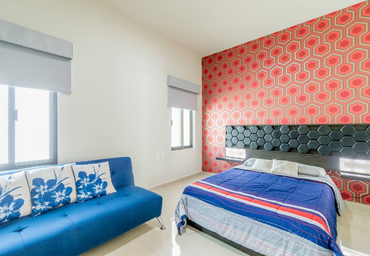 Apartment in Mazatlán - Penthouse Con Terraza en Zona Dorada 