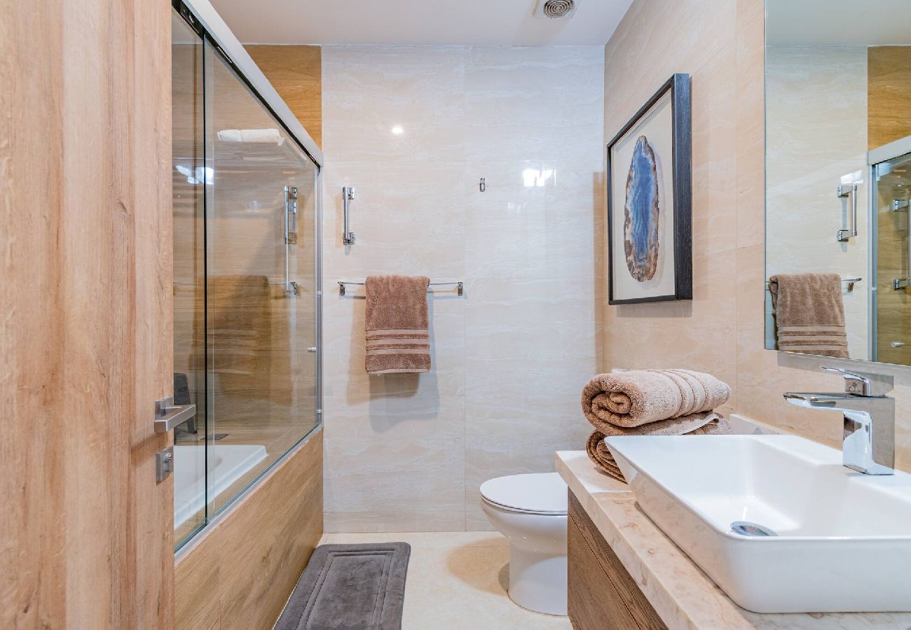 Apartment in Mazatlán - Hermoso Condo al Pie de la Playa 
