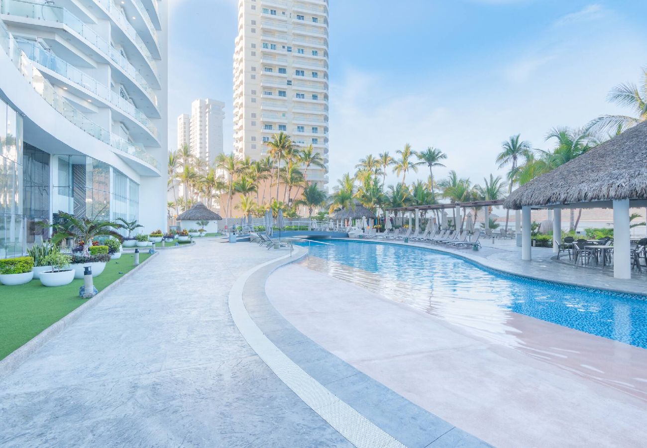 Apartment in Mazatlán - Hermoso Condo al Pie de la Playa 