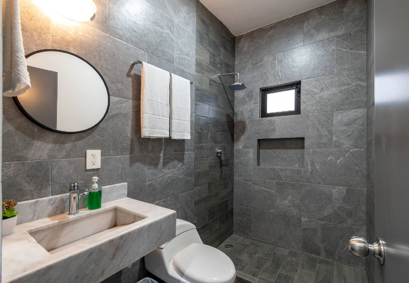 Condominium in Mazatlán - Condo en el Corazón del Turismo: Cerca de la Playa 