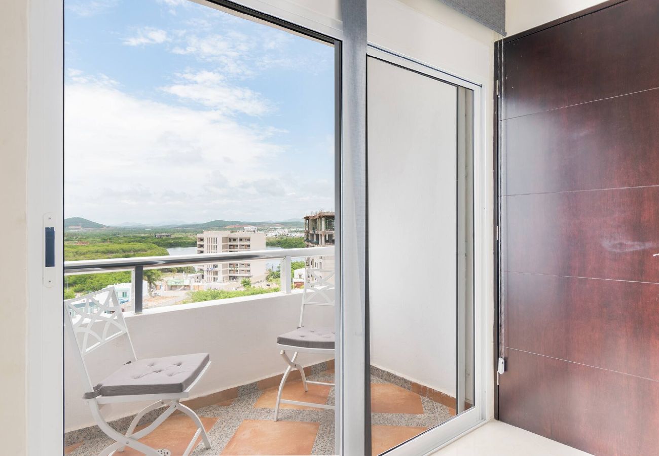 Apartment in Mazatlán - Lujo en las Alturas: Dpto en Zona Tranquila 