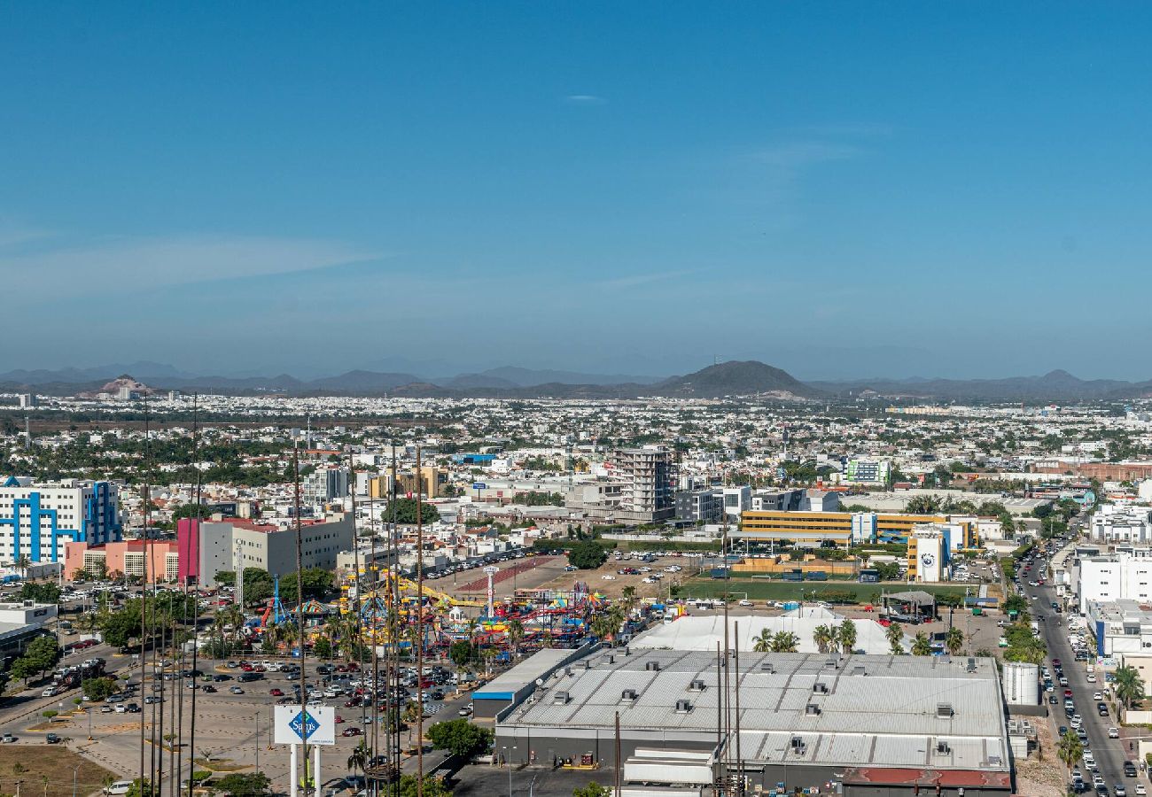 Apartment in Mazatlán - Lujo y Comodidad Frente al Mar en Torre Catania 