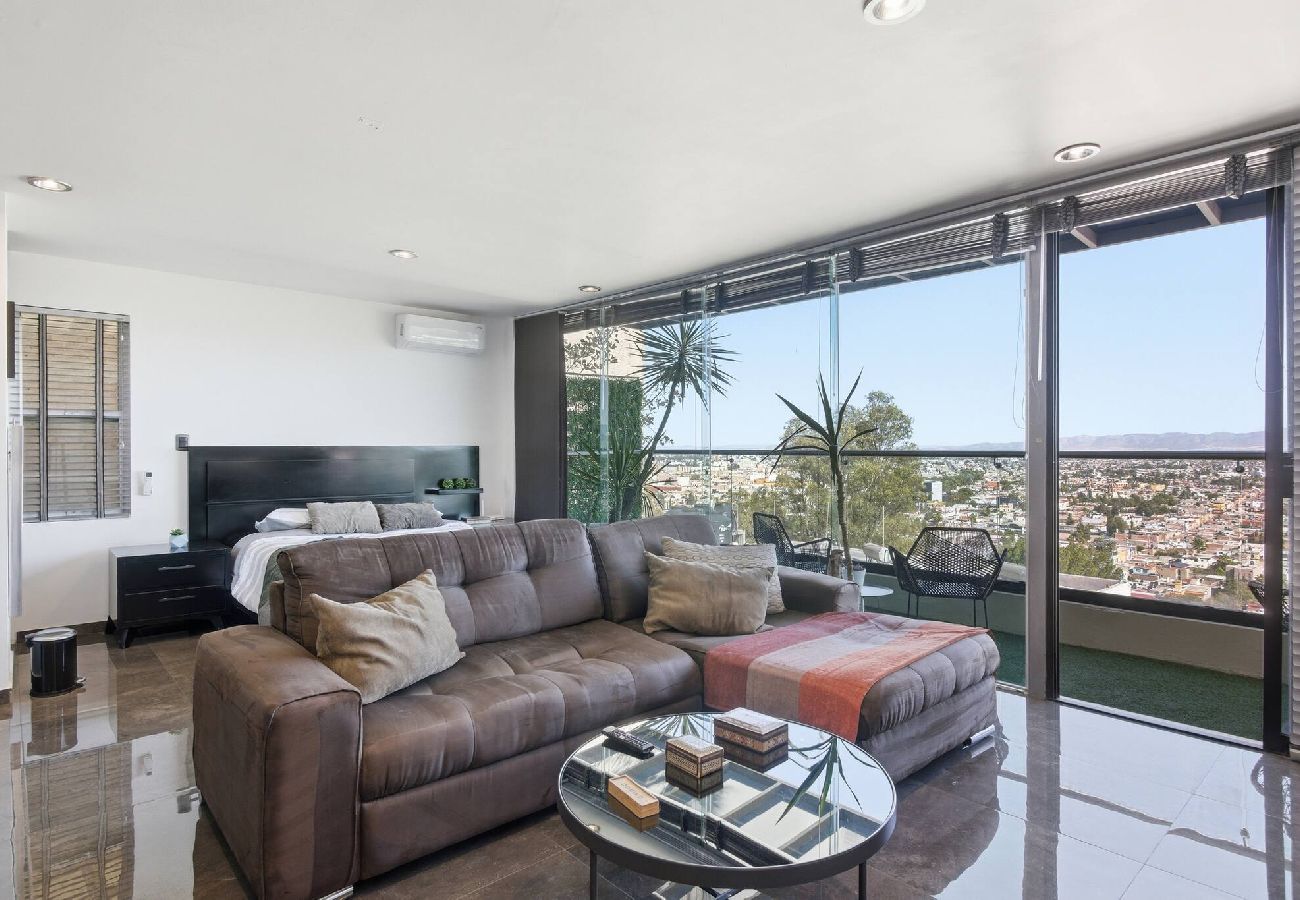 Apartment in Durango - Luxury Hilltop Loft | Balcony + Panoramic Views 