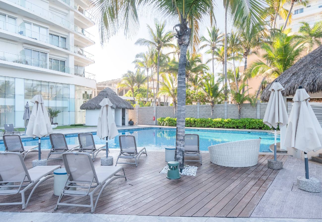 Apartment in Mazatlán - Hermosa Vista En Piso 23 En Camino Al Mar 