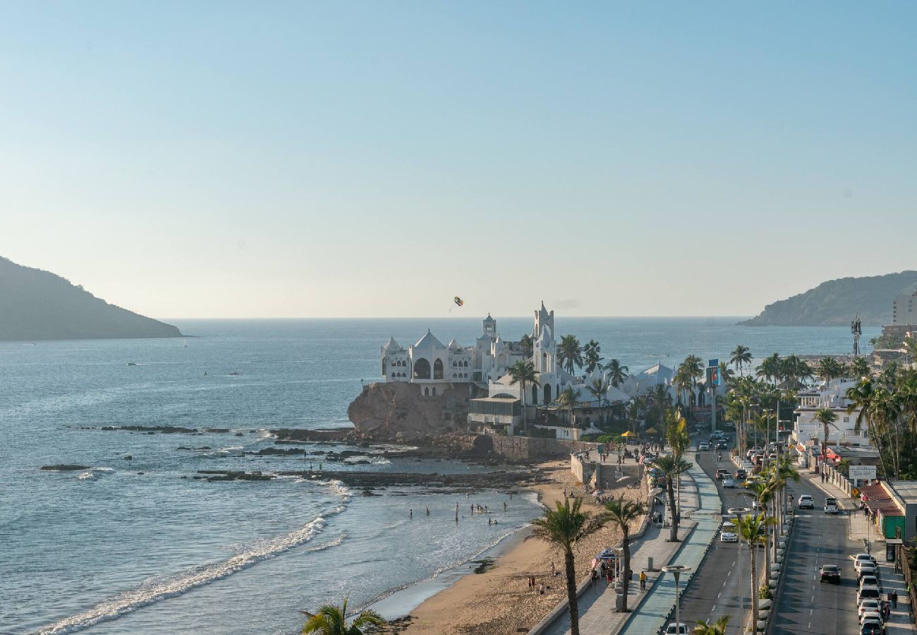 Apartment in Mazatlán - Estilo en el Corazón del Malecón de Mazatlán 