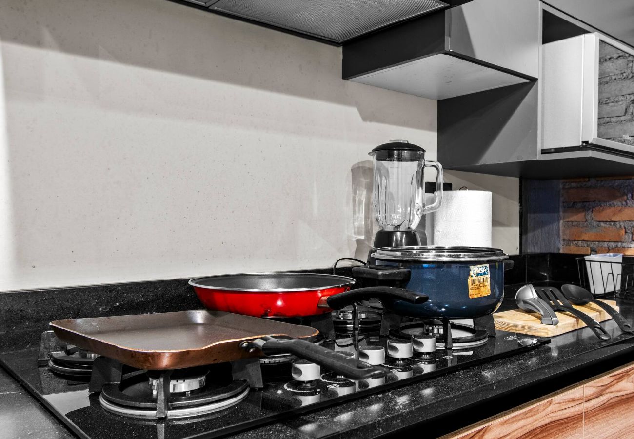Apartment in Durango - Industrial Loft | King Bed & 2 Office Spaces 