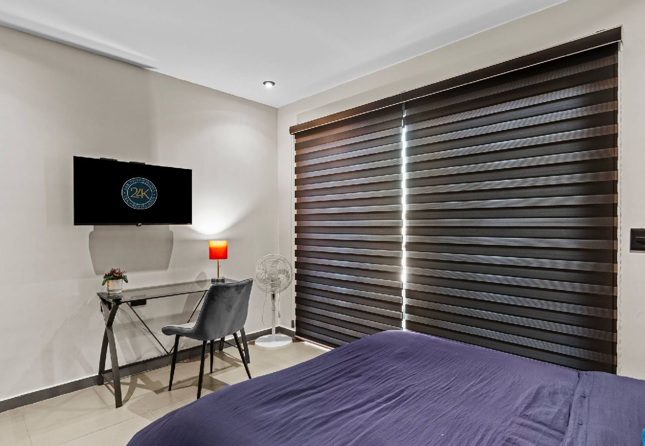 Apartment in Durango - Industrial Loft | King Bed & 2 Office Spaces 