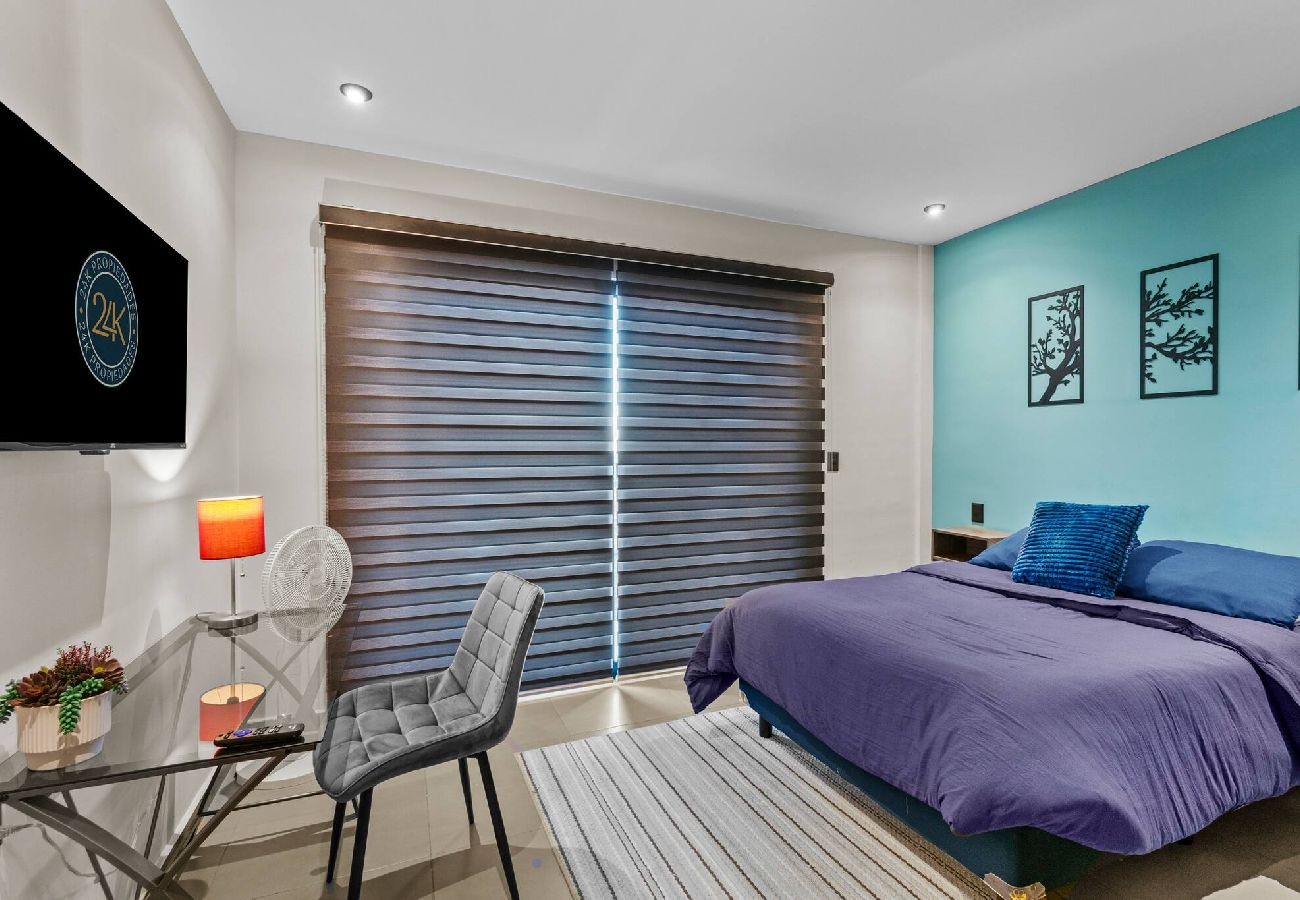 Apartment in Durango - Industrial Loft | King Bed & 2 Office Spaces 