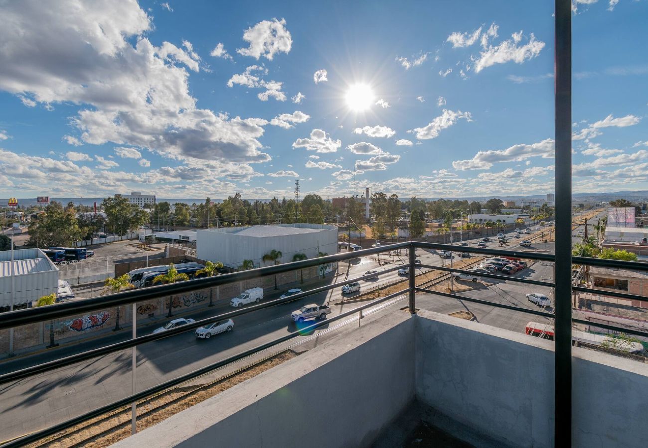 Apartment in Durango - Industrial Loft | King Bed & 2 Office Spaces 