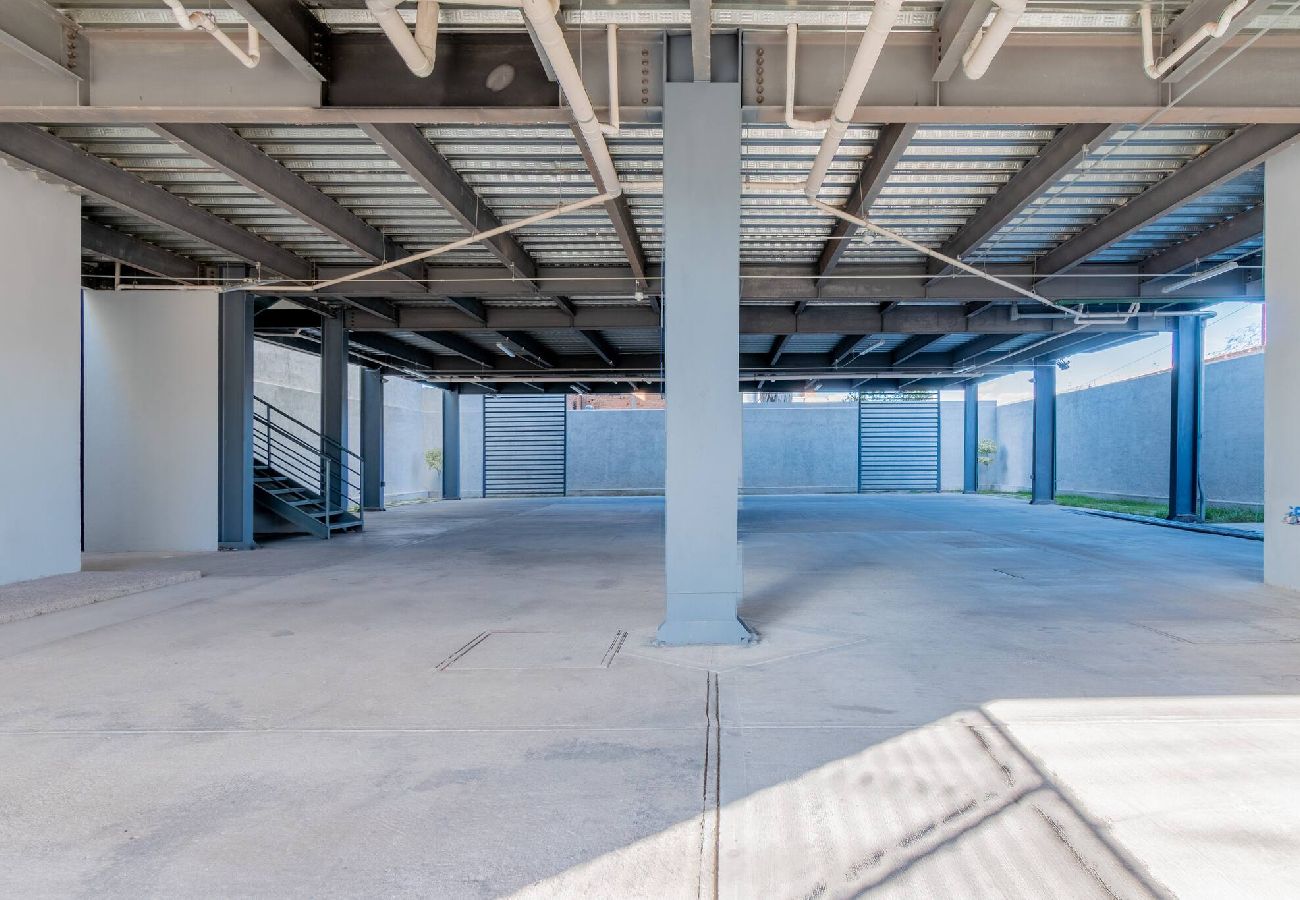Apartment in Durango - Industrial Loft | King Bed & 2 Office Spaces 