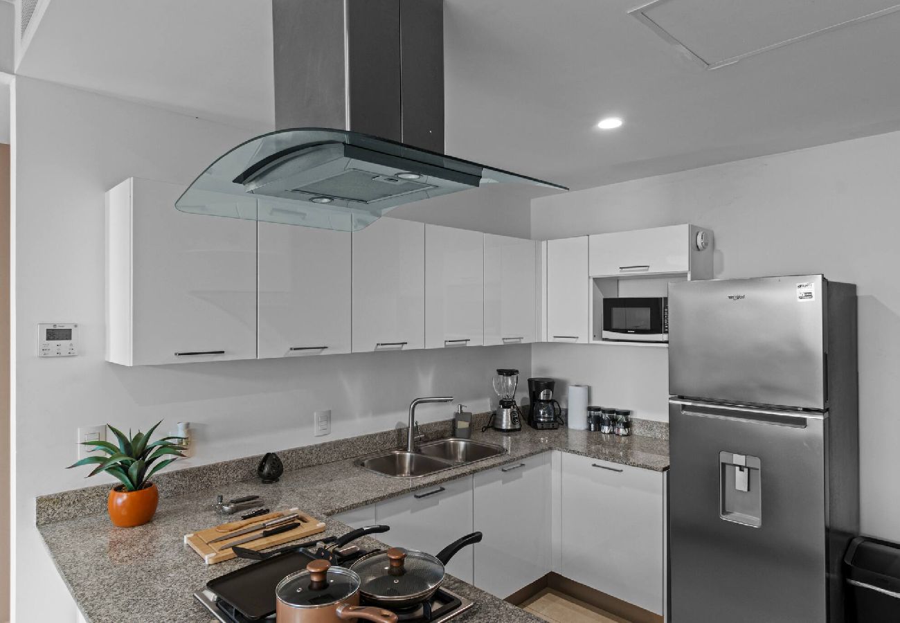Apartment in Mazatlán - 15th Floor Camino al Mar | Beach Front | King Bed 