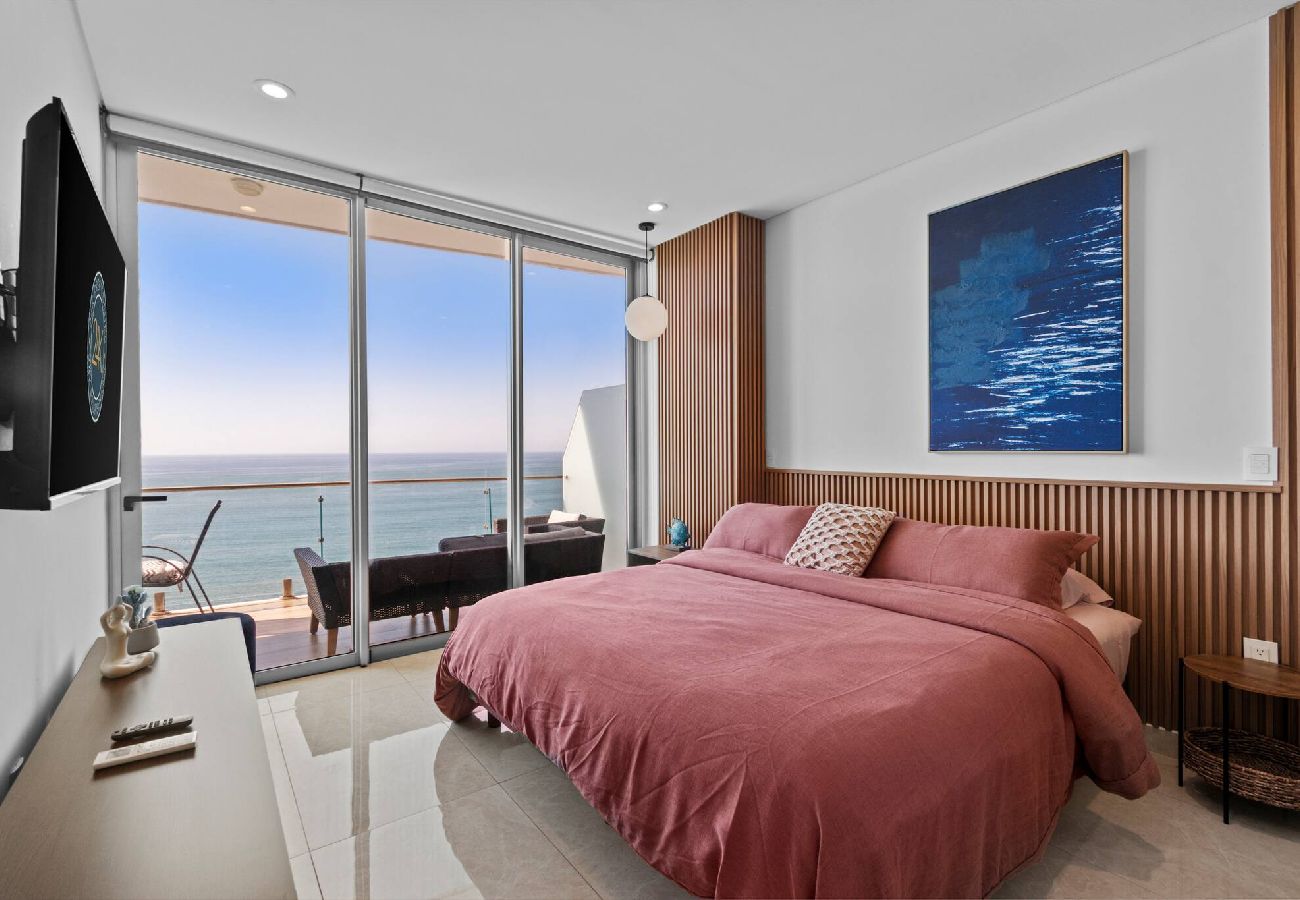 Apartment in Mazatlán - 15th Floor Camino al Mar | Beach Front | King Bed 
