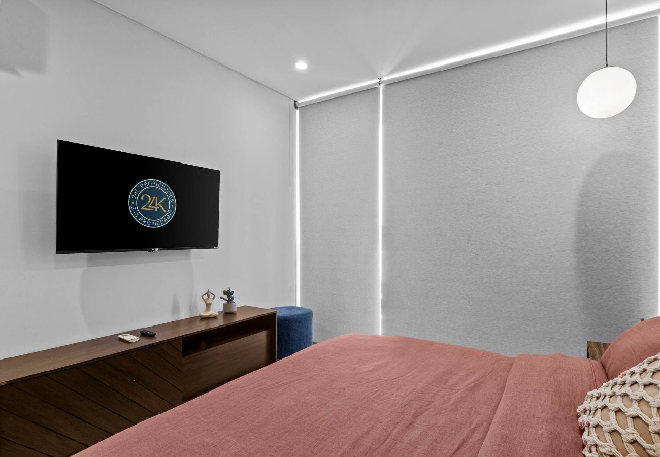 Apartment in Mazatlán - 15th Floor Camino al Mar | Beach Front | King Bed 
