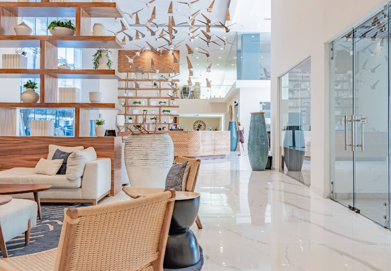 Apartment in Mazatlán - 15th Floor Camino al Mar | Beach Front | King Bed 