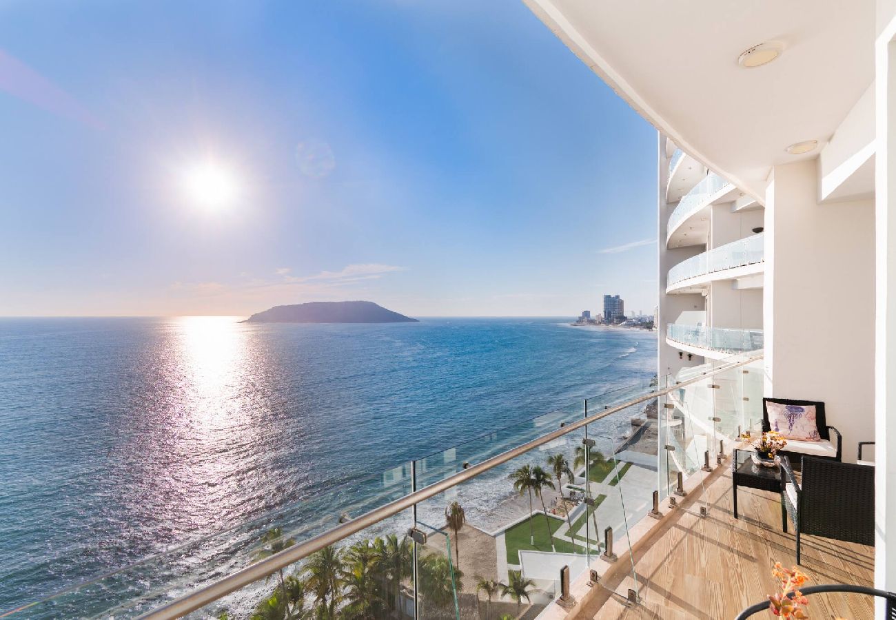Apartment in Mazatlán - Piso 9 en Camino Al Mar | Acceso directo a playa 